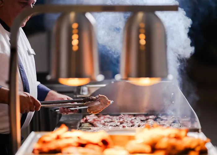 Hovima Panorama Hotel 3*