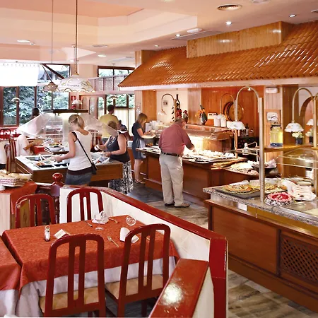 Hovima Panorama 3*